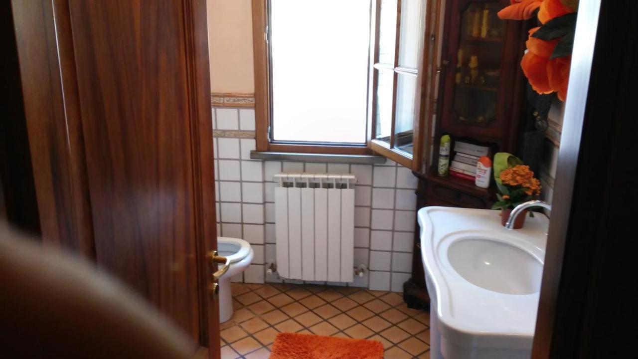 Room In Villa - Room In The Hills With Garden And Sea View San Salvatore  Kültér fotó
